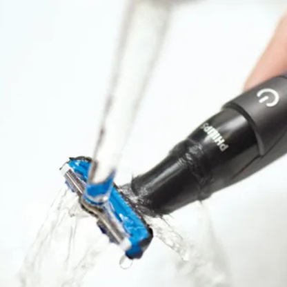 Body groomer trims body hair, protects skin